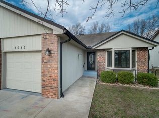 2643 SW Villa West Dr, Topeka, KS 66614