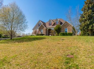 525 Lakeview Dr, Jamestown, KY 42629