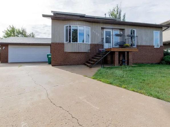 2223 NW 42nd St S, Lethbridge, AB T1K 4Y8