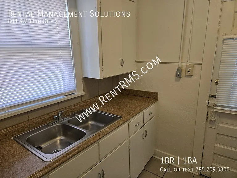 808 SW 11th St #2 — Photo 8