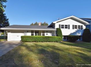 735 Edison St, Geneva, IL 60134