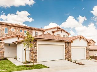 578 Via Pueblo Dr, Riverside, CA 92507