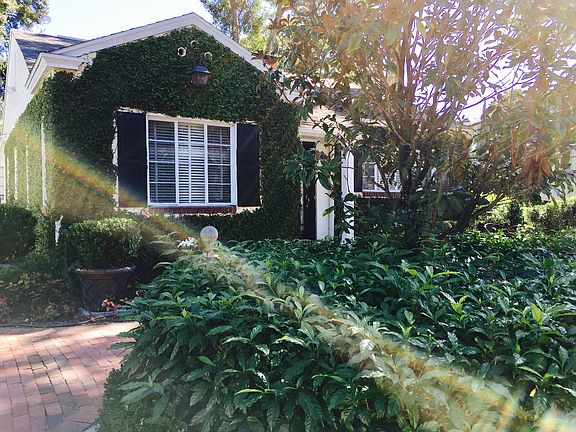 2nd image of 615 Bourne Pl