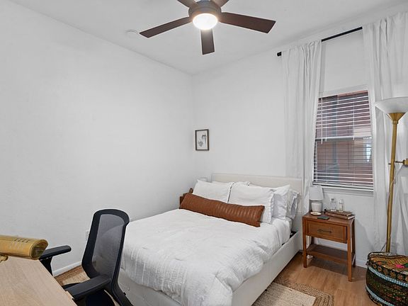 5th image of 2508 W 12th St APT 203