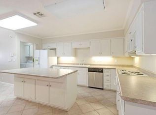 3157 E Hazelwood St, Phoenix, AZ 85016
