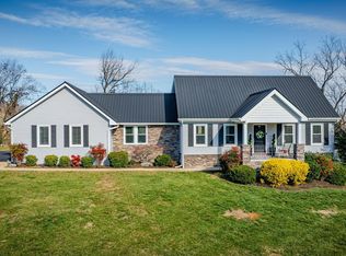 512 Hideaway Farm Rd, Piney Flats, TN 37686