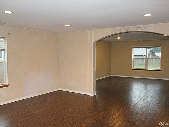 3rd image of 14130 108th Avenue Ct E