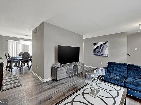 5th image of 6681 Spring Mill Cir