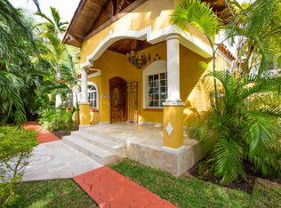 1795 SW 16th St, Miami, FL 33145