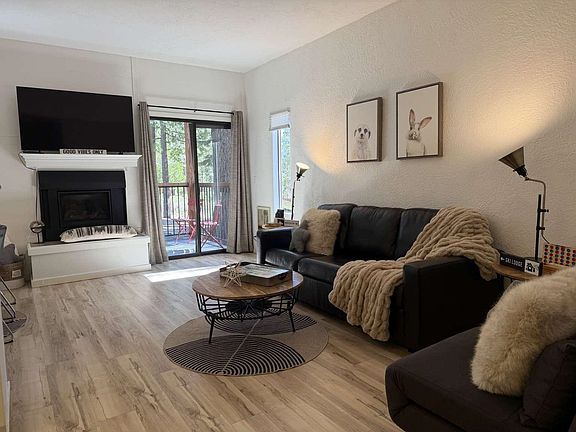 2nd image of 1300 Regency Way #70