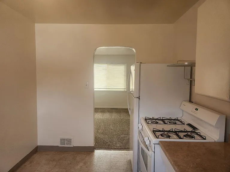 30 N Union Blvd — Photo 10