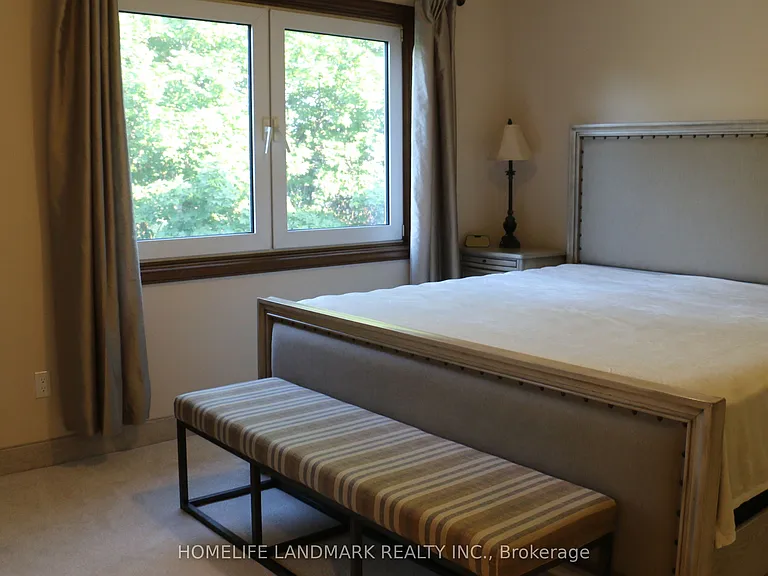 1564 Atrium Ct — Photo 5