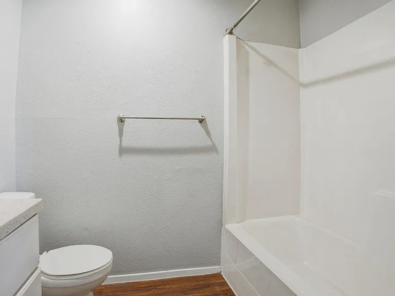 5204 Nuckols Crossing Rd #B — Photo 10