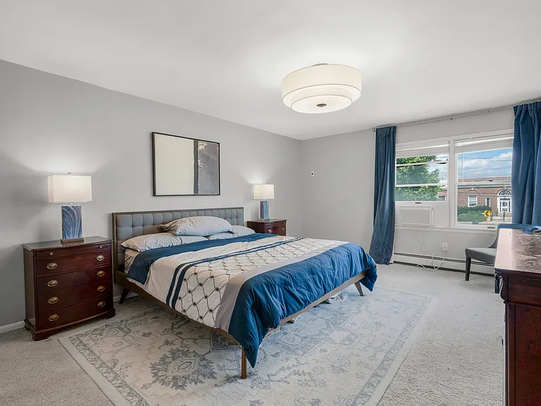 315 Maple Ave — Photo 31