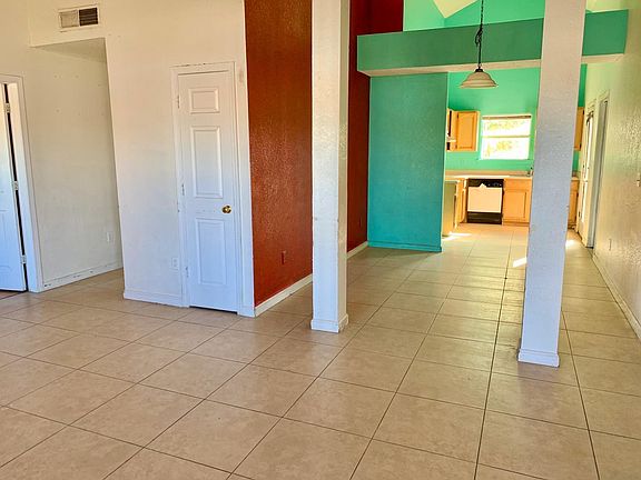 4th image of 14232 Thayer Pease Ave