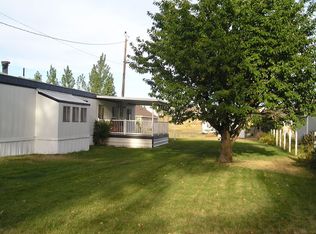 1808 N Flora Rd, Greenacres, WA 99016