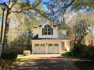 4 Latham Cir, Charleston, SC 29407