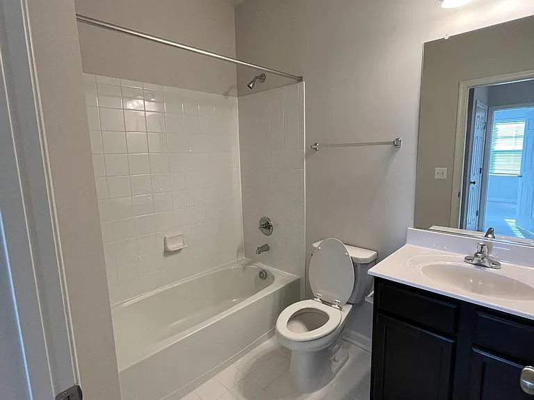 127 Lindy Way — Photo 6