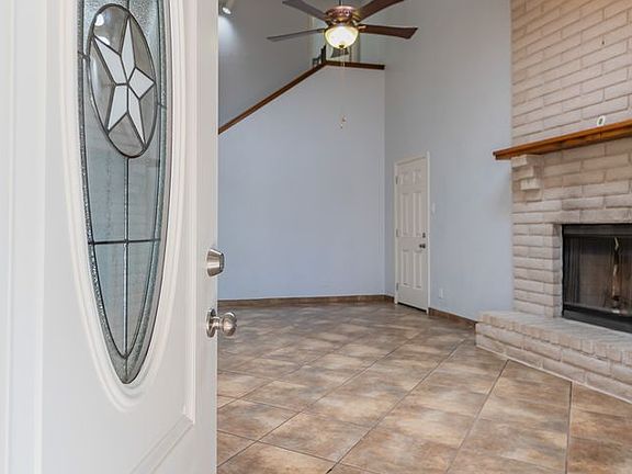 4th image of 2224 Idaho Dr