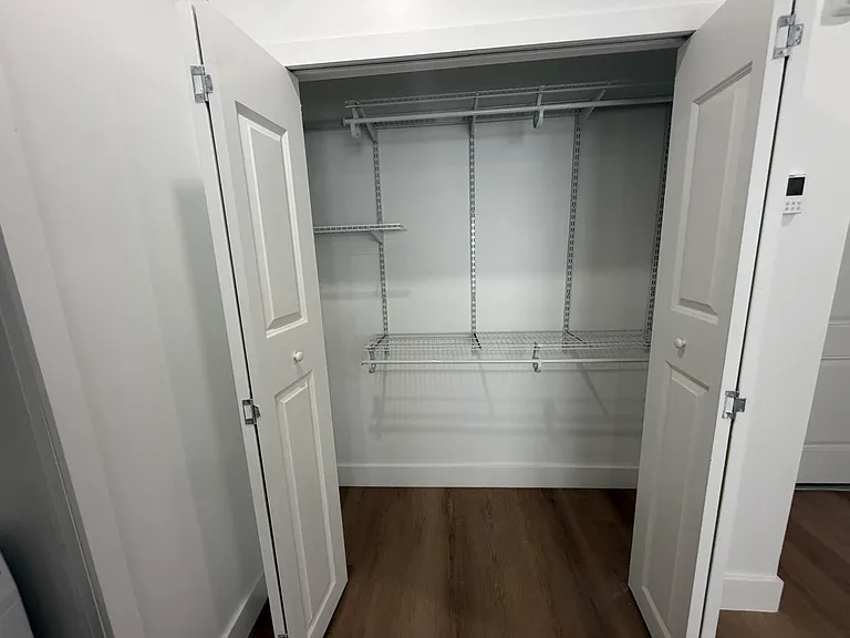 1619 Jefferson Ave #204 — Photo 4