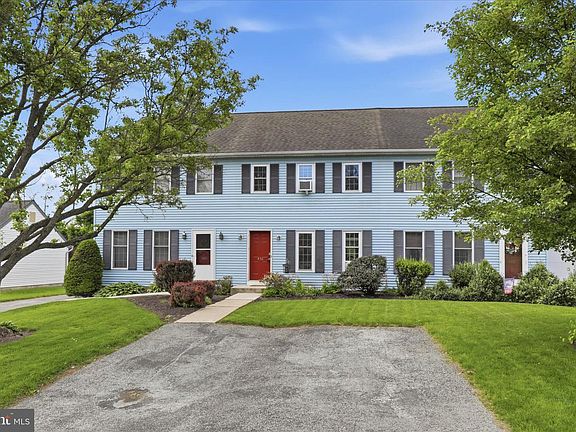 3rd image of 436 Deerfield Dr