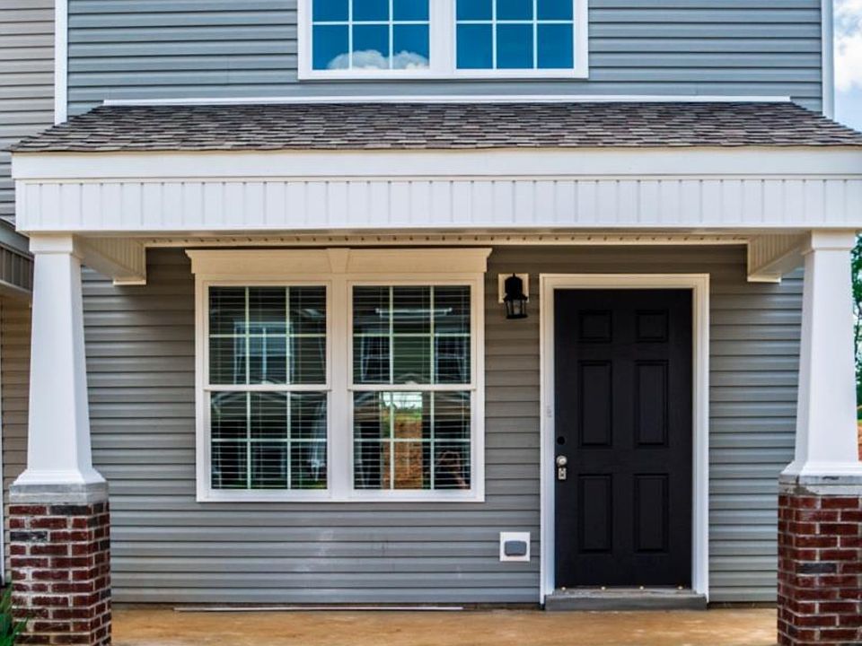 1st image of 338 Sam Houston Cir