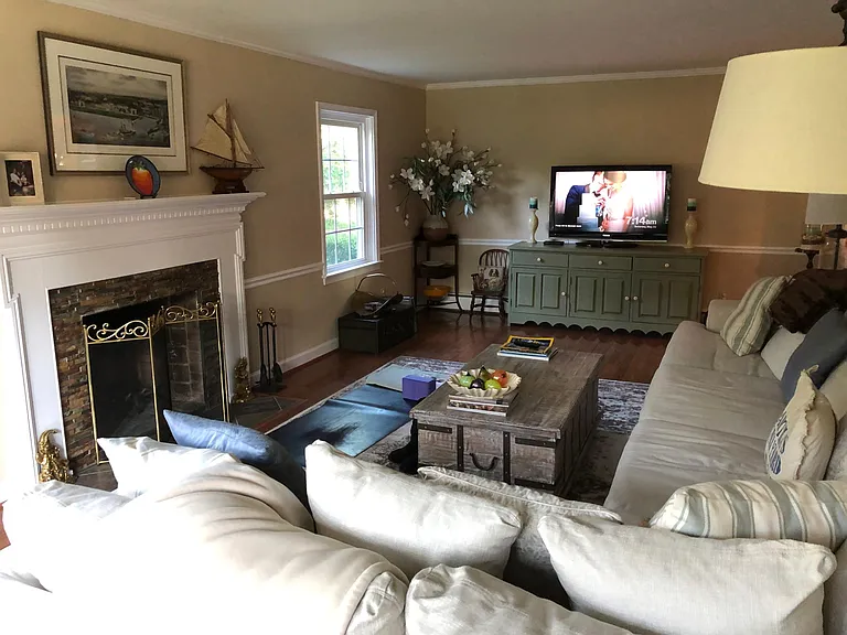 7847 Midday Ln — Photo 45