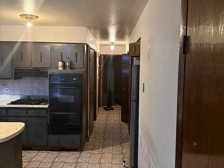 5130 W 87th St #1 — Photo 12