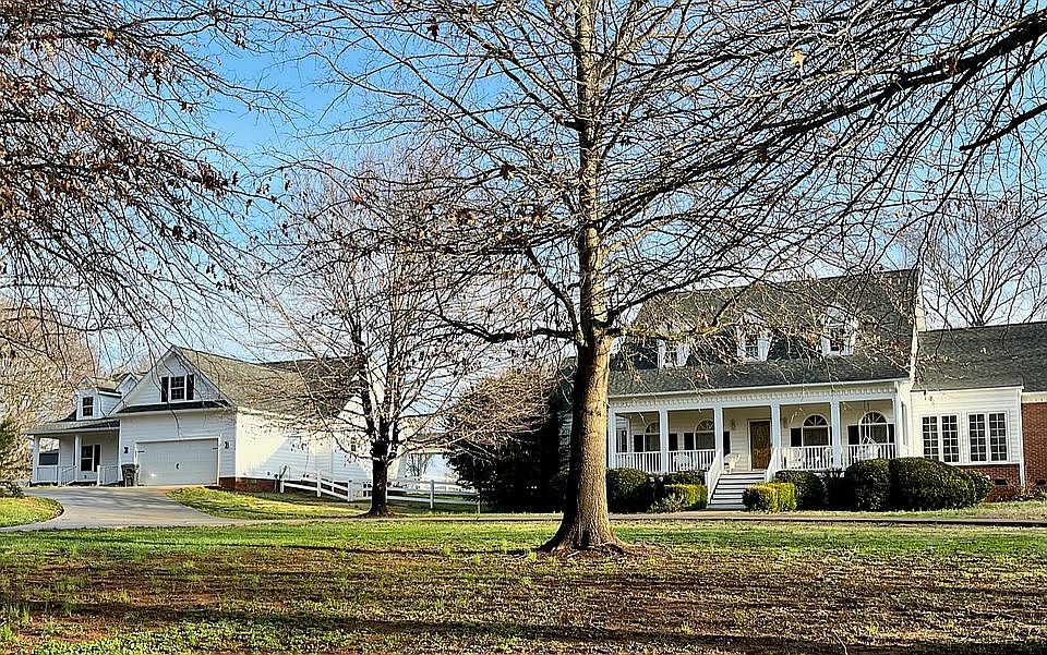 1st image of 113 Gilder Creek Dr
