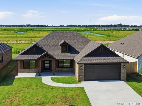 10320 E 132nd St S, Bixby, OK 74008