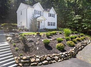 94 Castle Rock Rd, Jefferson Twp., NJ 07849
