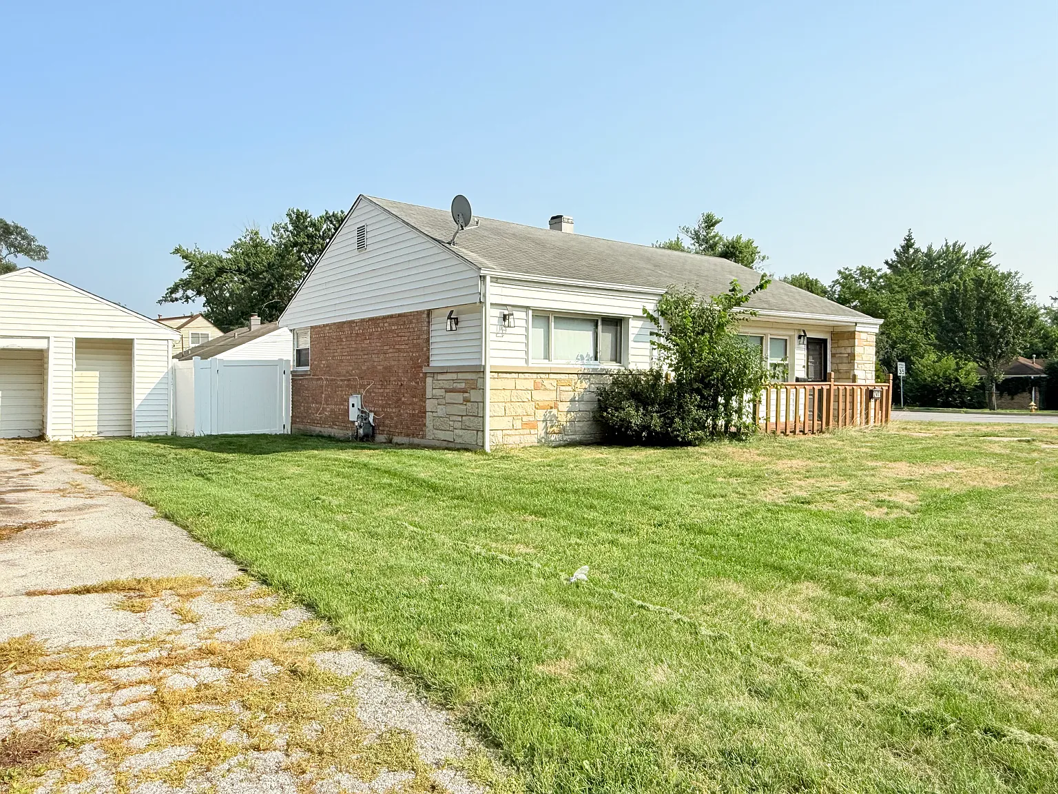 247 S Orchard Dr photo 1