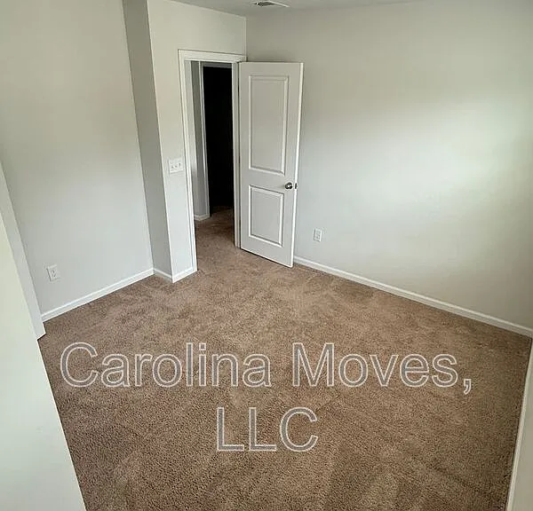 649 Millsgate Cir — Photo 23