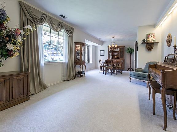 4th image of 7509 Stonecrest Dr