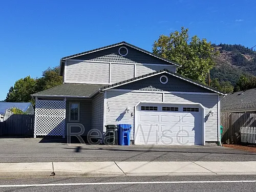 1527 Hamilton Ln Photo 1