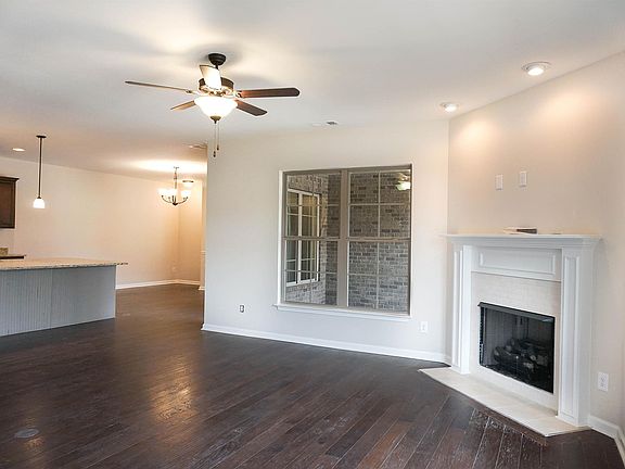 4th image of 1118 W Cavaletti Cir Lot 242