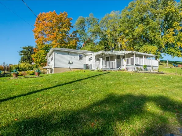 493 Turkeyfoot Rd, Finleyville, PA 15332