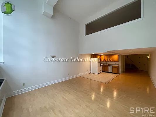3rd image of 19-19 24th Ave #L105