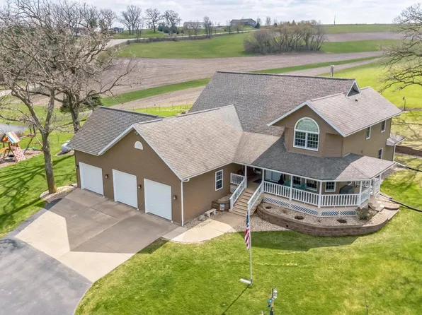 5090 Brennan ROAD, Dodgeville, WI 53533