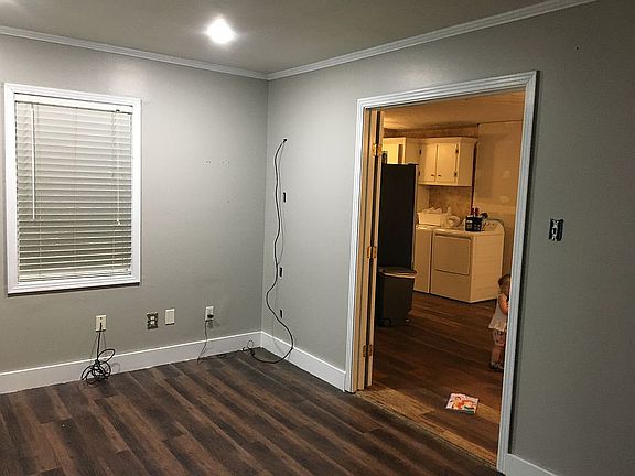 4th image of 113 Hickory Dr