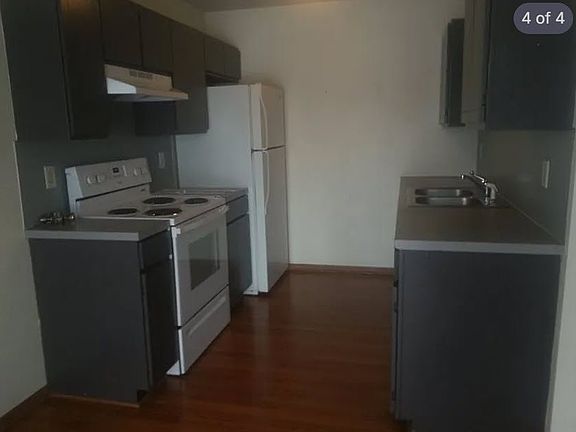 5th image of 403 Stratford Way APT 3