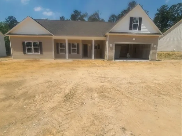 314 Caldwell St, Spring Lake, NC 28390