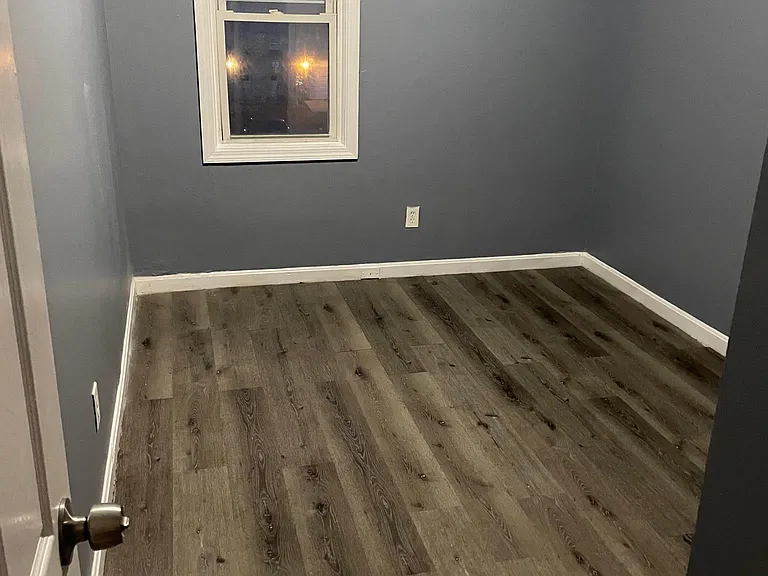 1823 Pleasant St #2 — Photo 3