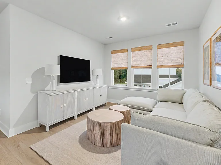 124 Cloverfield Trail Rd — Photo 11