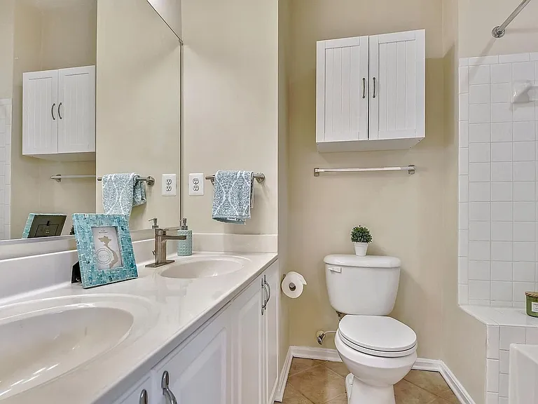 543 Ensemble Ct — Photo 31