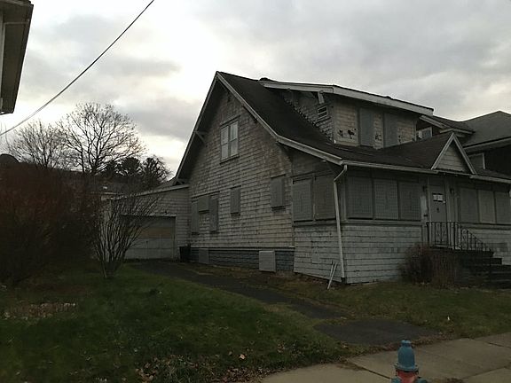 3rd image of 6 McNamara Ave