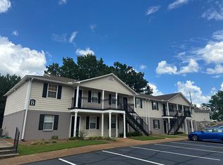 2112 Old Taylor Rd APT B1, Oxford, MS 38655