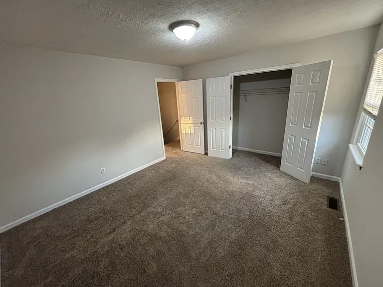 120 Hillridge Ct #C — Photo 7