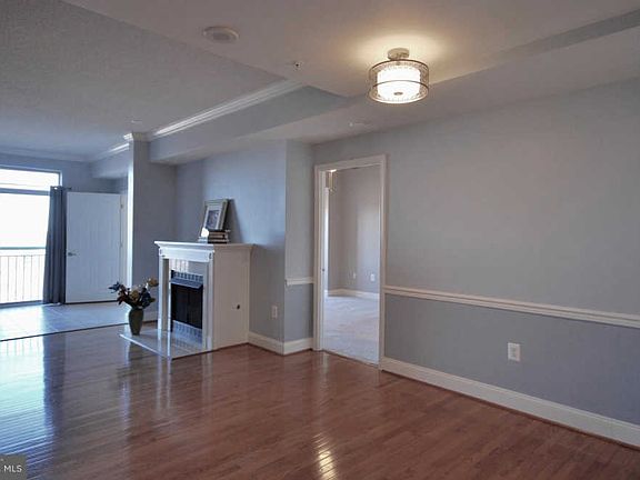 4th image of 11776 Stratford House Pl APT 905
