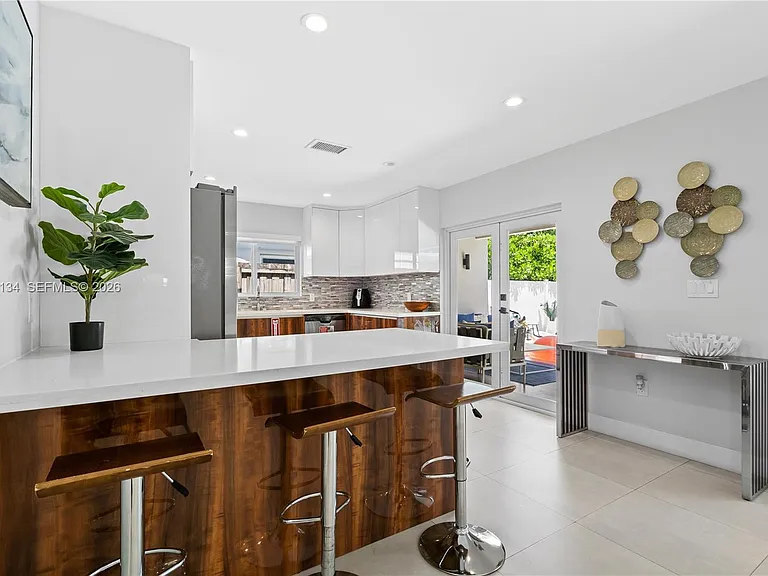 1329 Funston St — Photo 14